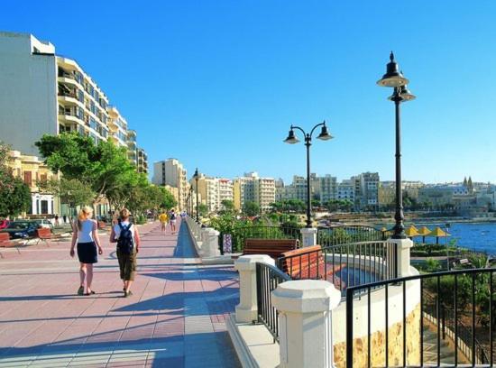 Perfect Location, Idyllic 2br شقة