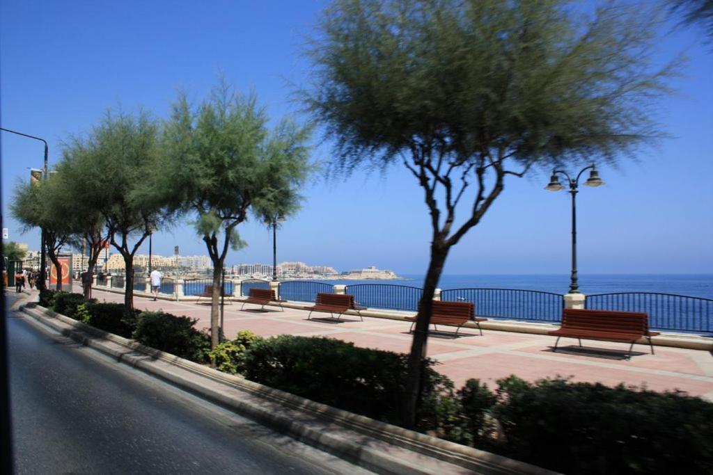 شقة Perfect Location, Idyllic 2br سليمة